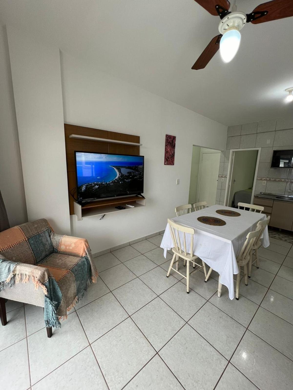 Residencial Nereu Apartment