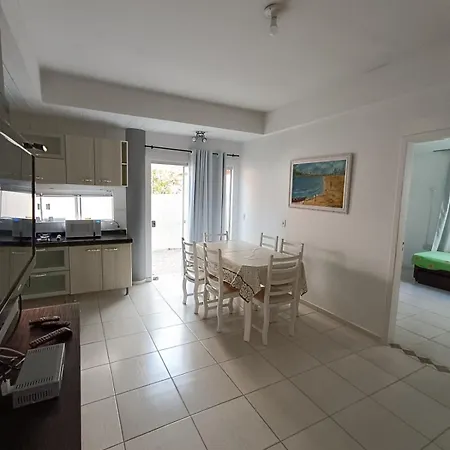 Residencial Nereu Apartment Bombinhas Exterior photo
