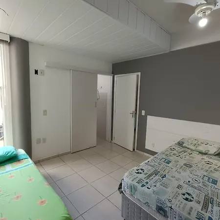 Residencial Nereu Apartment Bombinhas Exterior photo