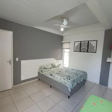 Residencial Nereu Apartment Bombinhas Exterior photo